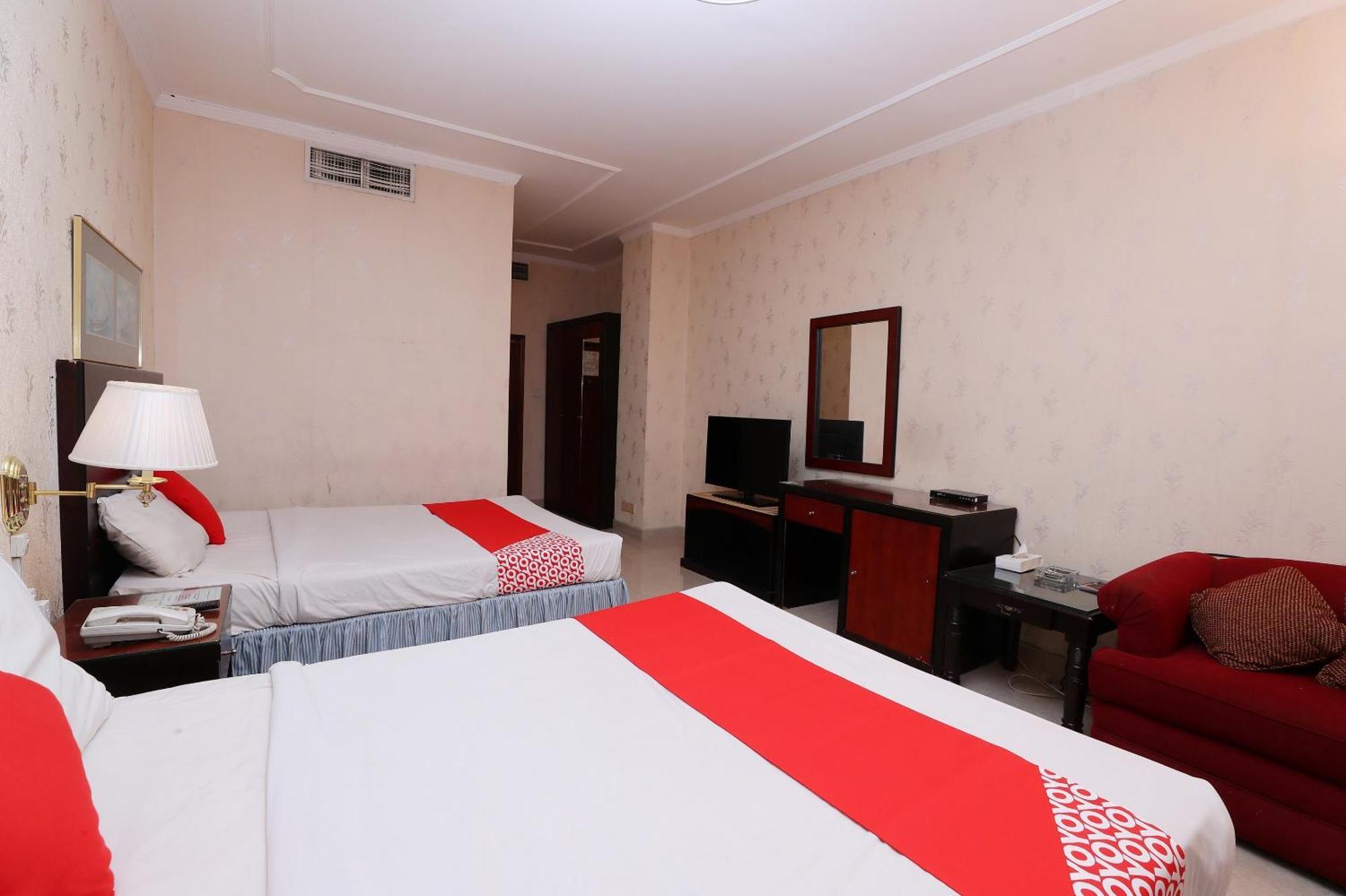 Oyo 112 Semiramis Hotel Manama Exterior photo